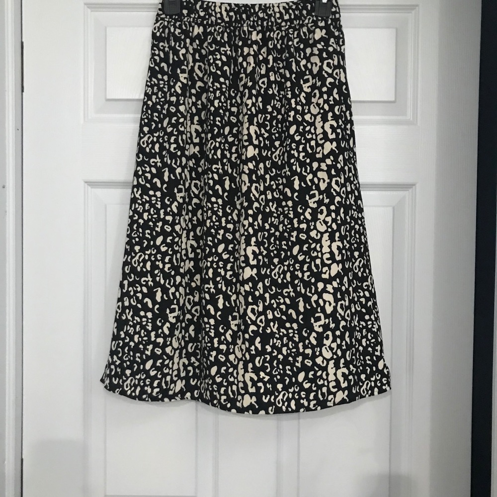 12 Thompson Cheetah Print Midi Skirt